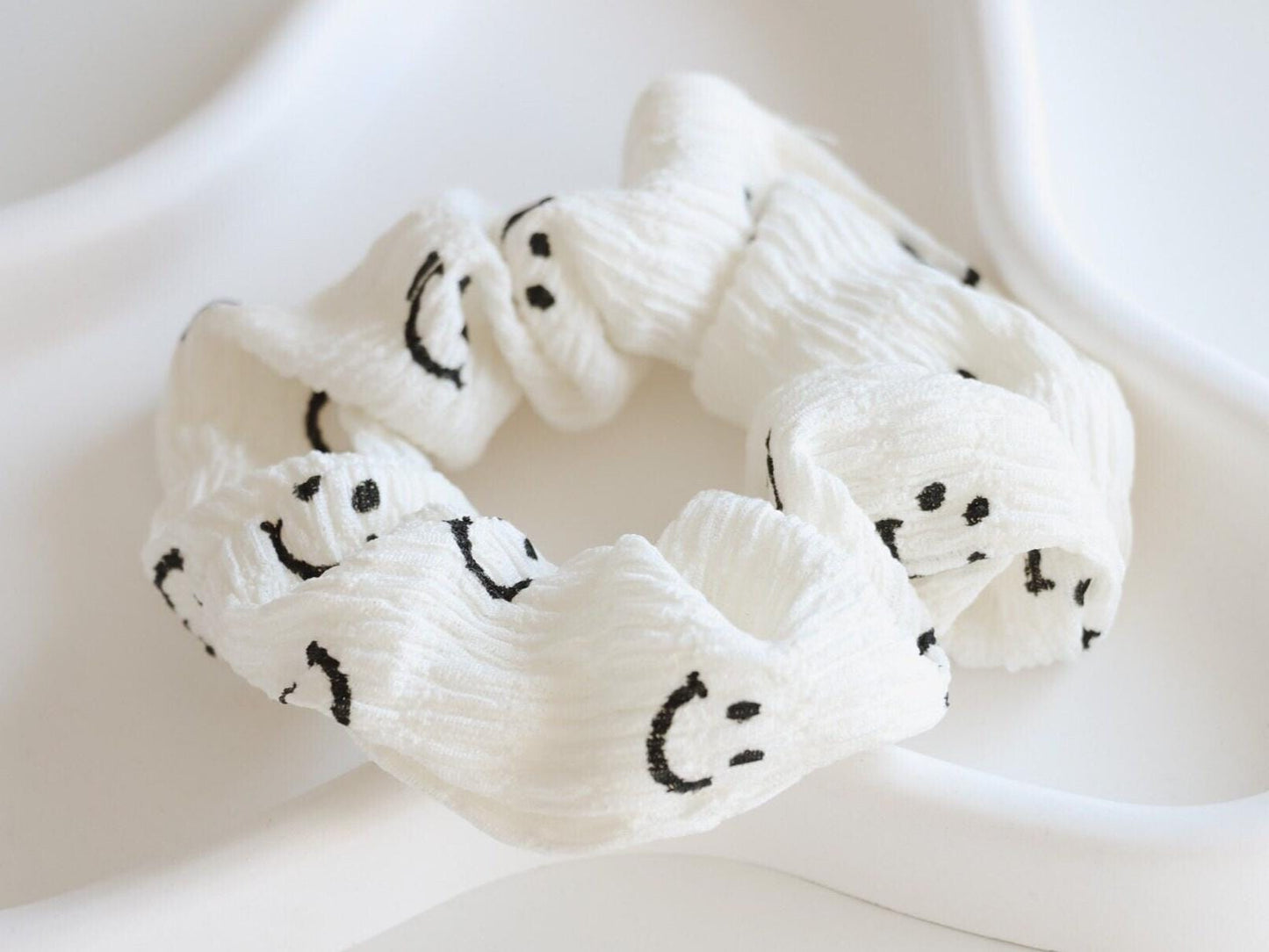 Scrunchie | Smile